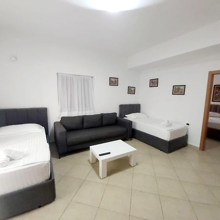 Vila Era Ksamil Buitenkant foto