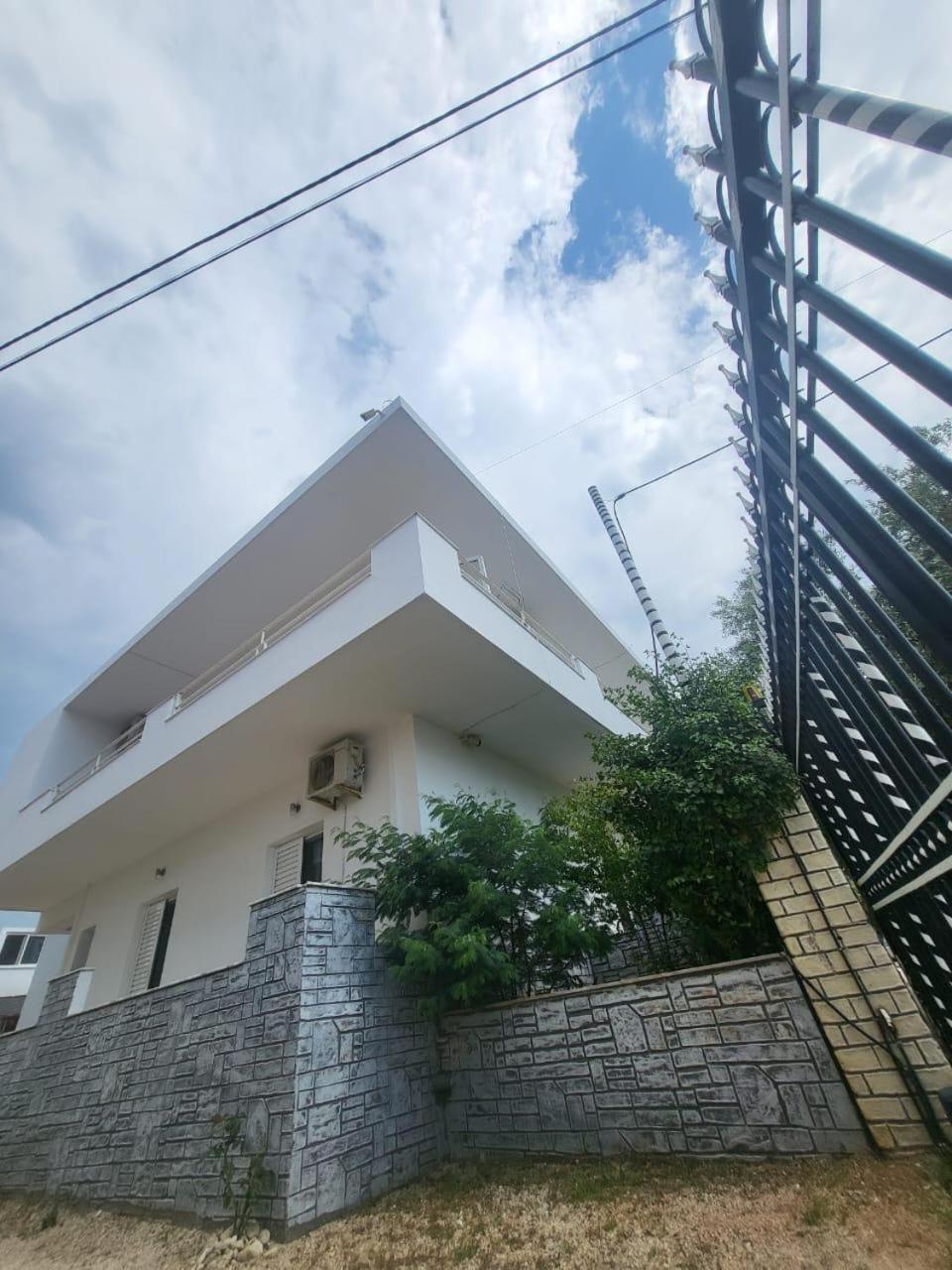 Vila Era Ksamil Buitenkant foto